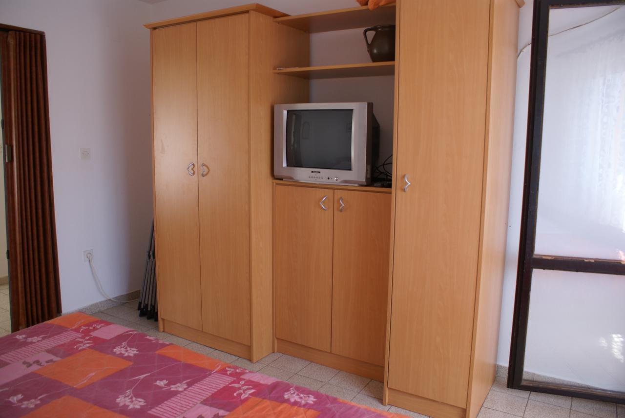 Apartment Ana M 克尔克 外观 照片
